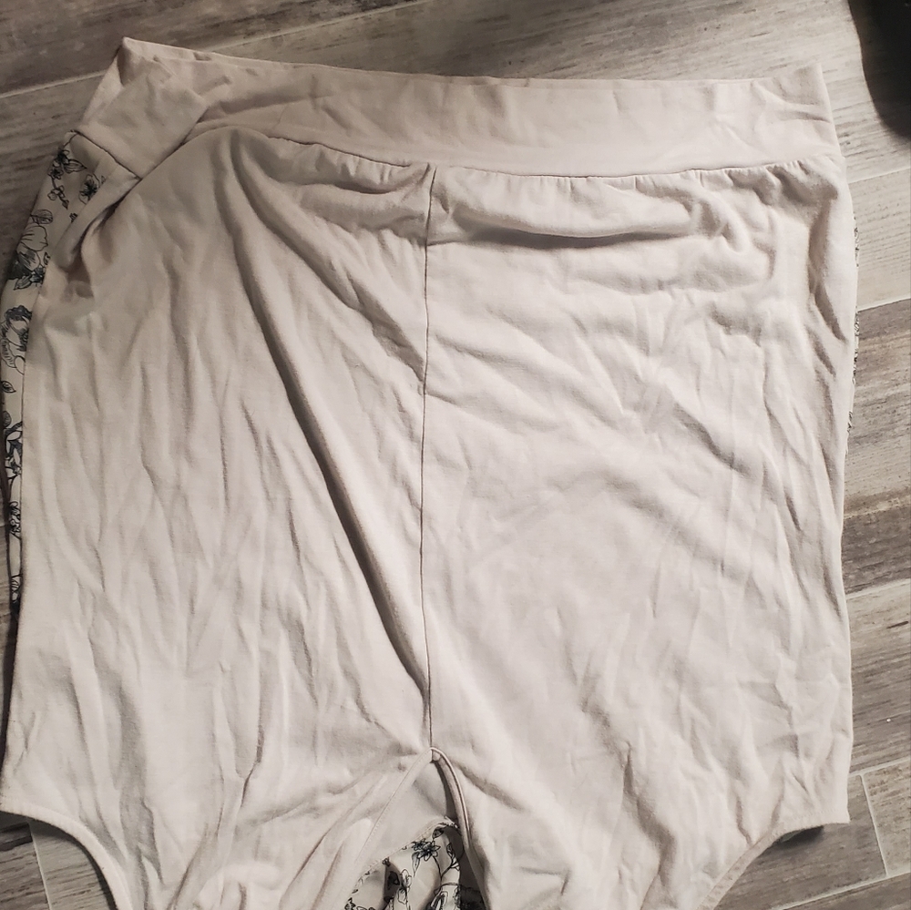 Maurices tank - Picture 4 of 4